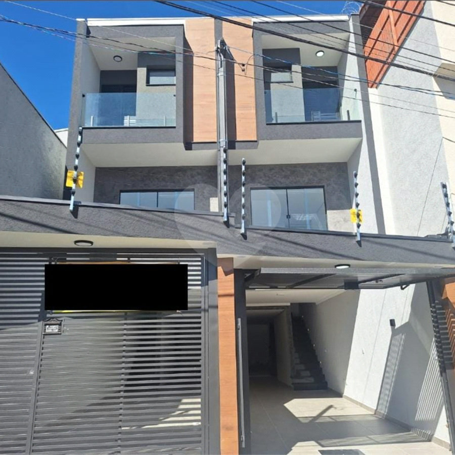 Sobrado à venda com 3 quartos, sendo 1 suíte, em Vila São Geraldo, São Paulo, SP