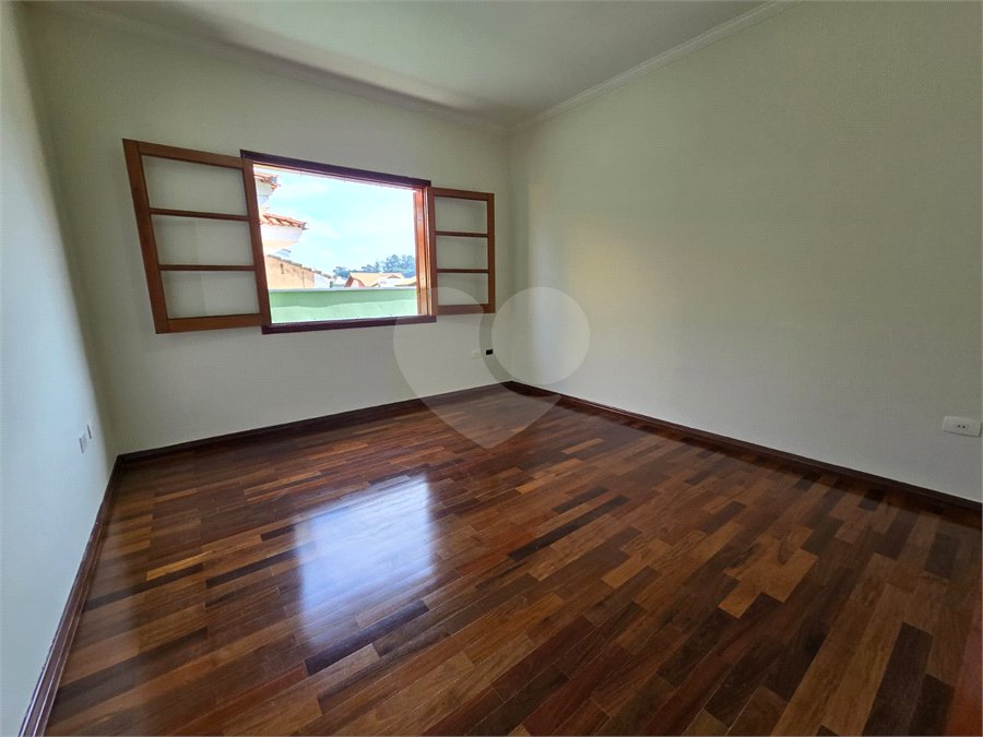 Casa para alugar com 4 quartos, sendo 3 suítes,  no condomínio Village Saint Claire, Sorocaba - SP