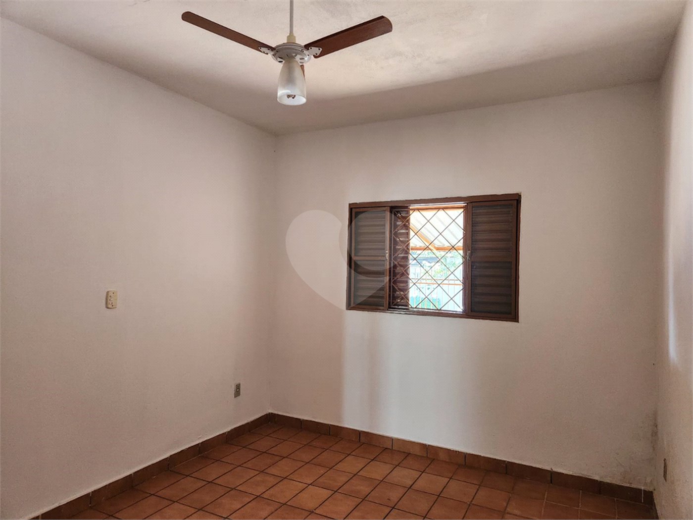 Casa à venda com 2 quartos no Centro, Araraquara, SP