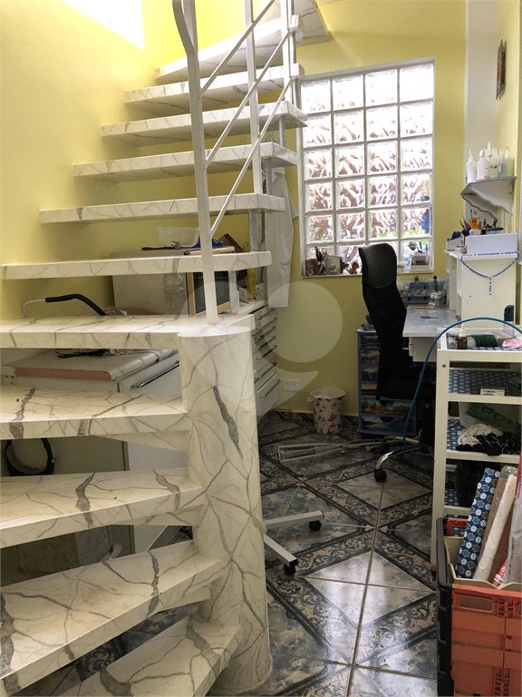 Sobrado à venda com 3 quartos, sendo 1 suíte, em Vila Gustavo, São Paulo, SP