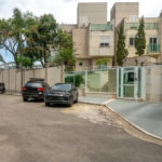Casa à venda com 4 quartos, sendo 2 suítes, no condomínio Melbourne Residence, São Paulo - SP