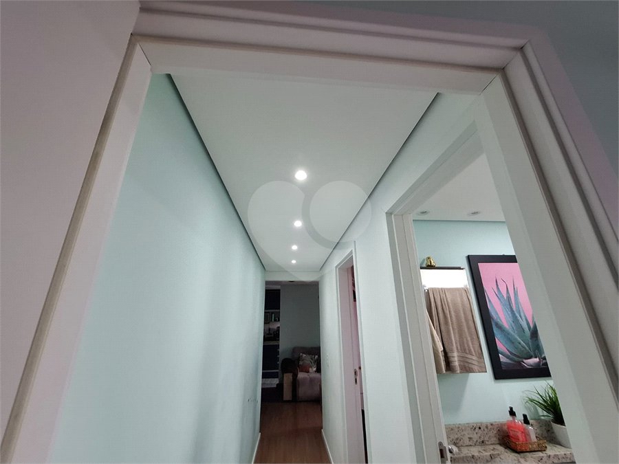 Apartamento à venda com 2 quartos em Vila Carmosina, São Paulo, SP