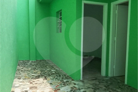 Sobrado à venda com 2 quartos em Jardim Itacolomi, São Paulo, SP