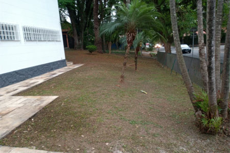 Casa Térrea à venda ou para alugar com 3 quartos, sendo 1 suíte,  em Caxingui, São Paulo, SP