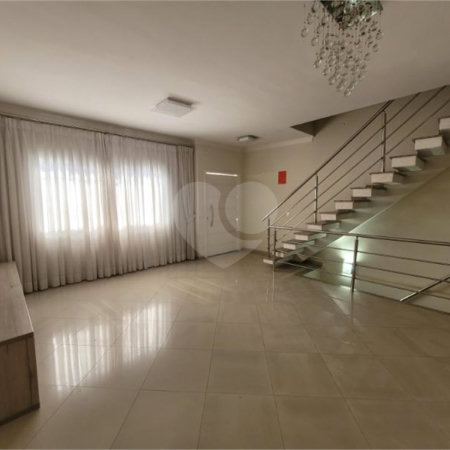 Casa à venda com 3 quartos, sendo 1 suíte,  no condomínio Maximus I, São Paulo - SP