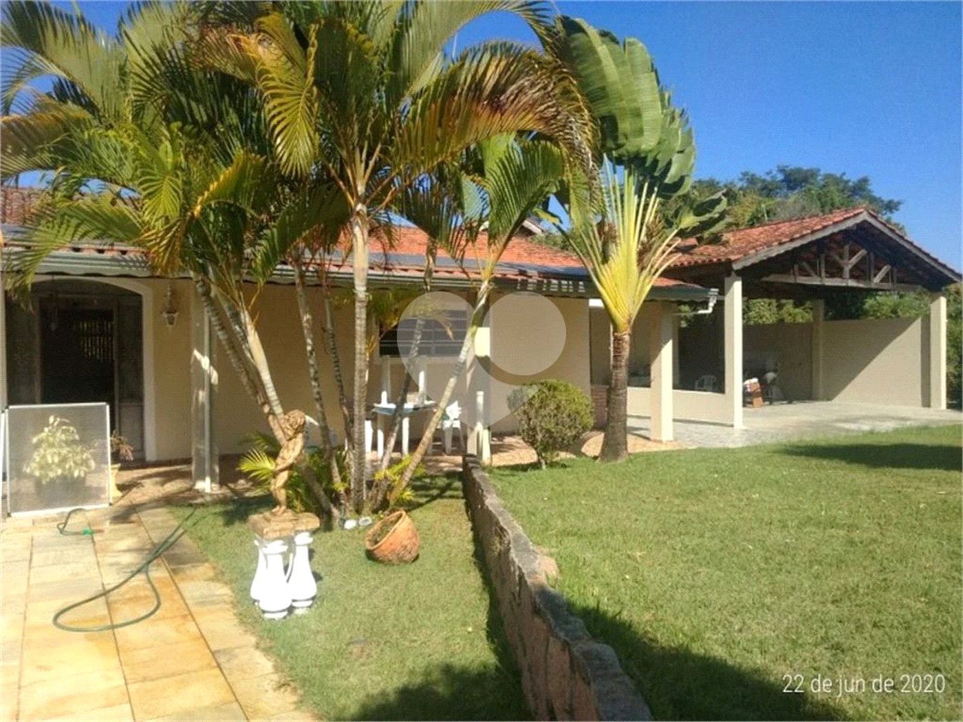 Casa à venda com 3 suítes no condomínio Haras São Luiz, Salto - SP