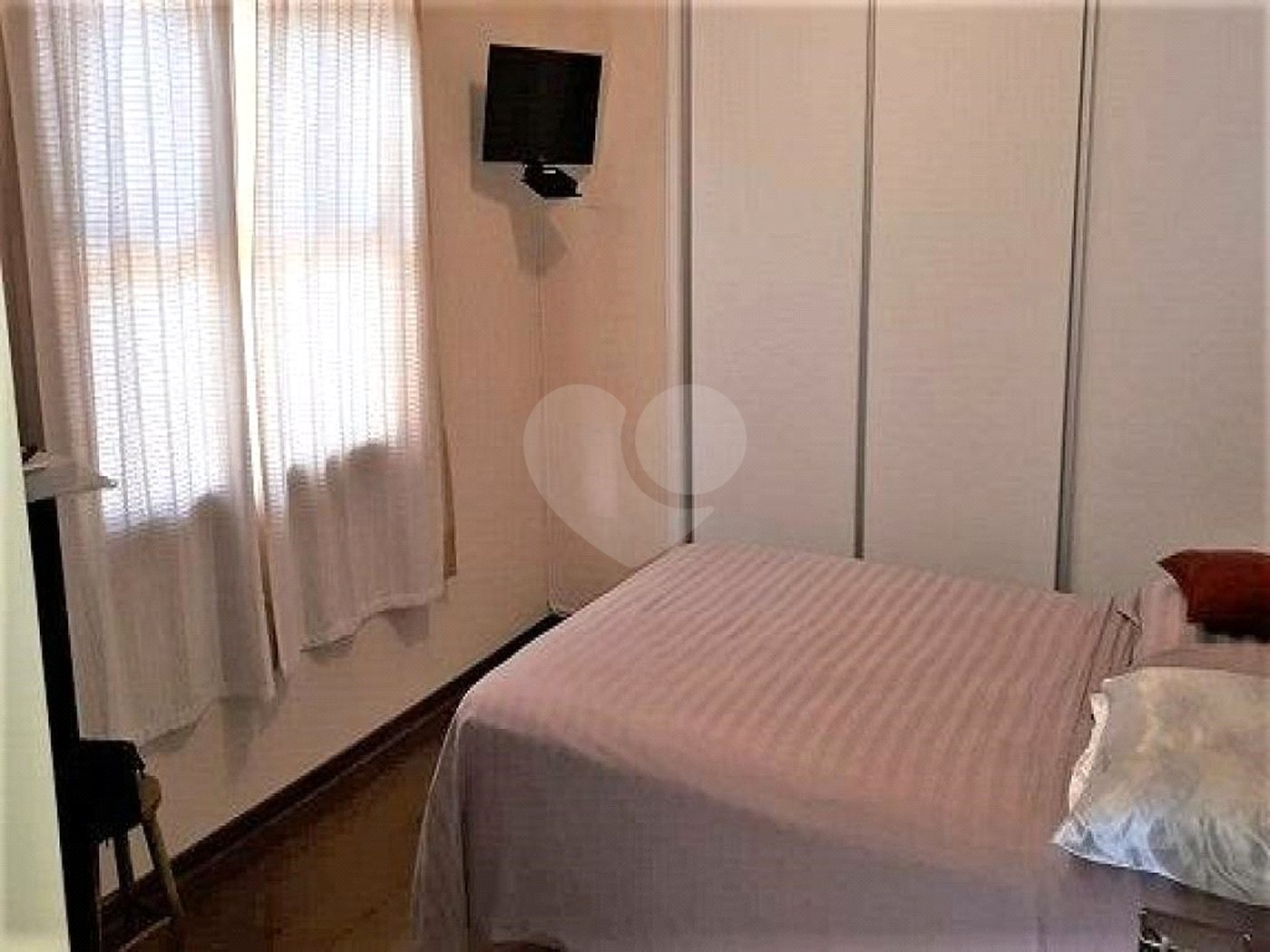 Casa à venda com 4 quartos, sendo 2 suítes,  em Jardim Olympia, São Paulo, SP