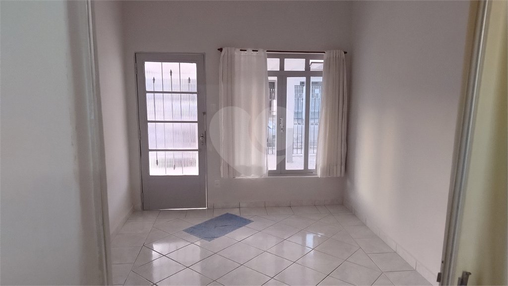Casa à venda com 5 quartos, sendo 2 suítes,  em Jardim Santa Carolina, Mogi das Cruzes, SP
