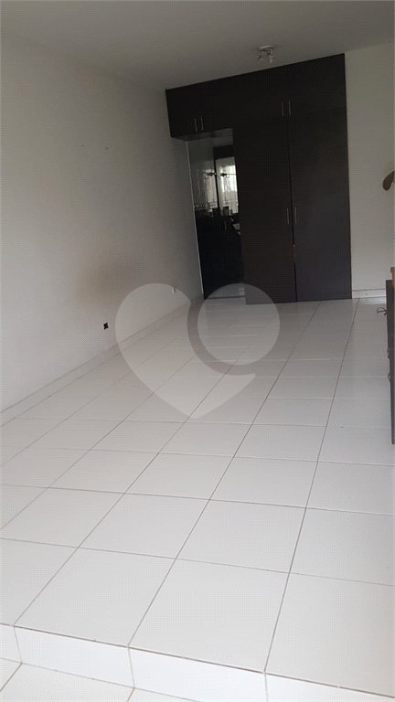 Sobrado à venda com 3 quartos, sendo 1 suíte,  em Jardim Olympia, São Paulo, SP