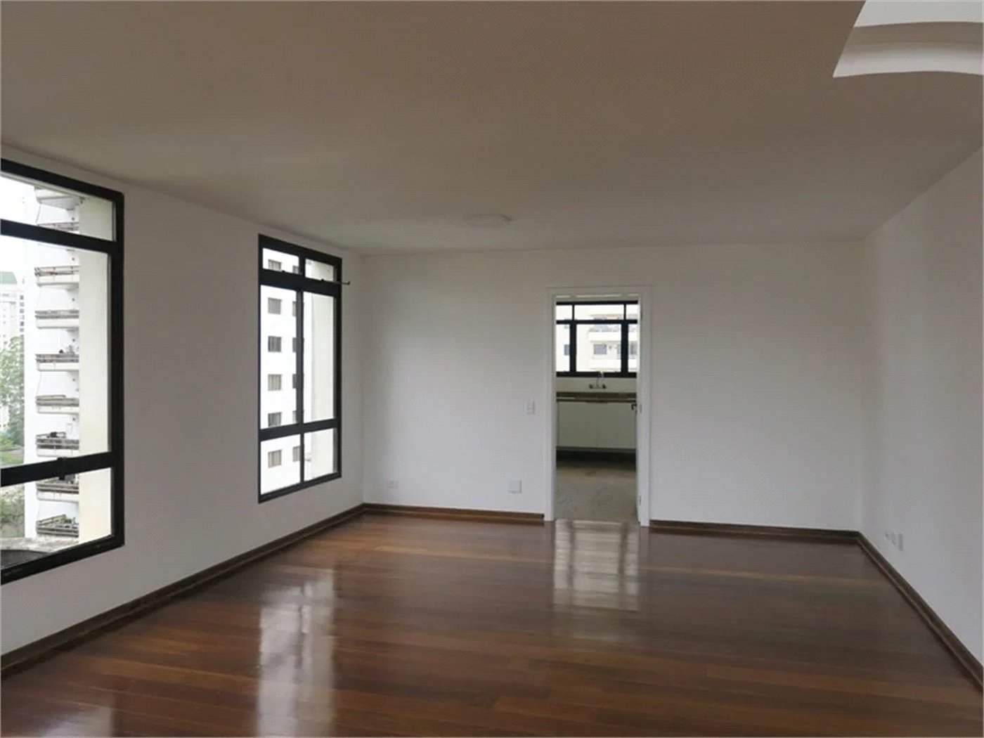 Cobertura à venda com 4 quartos, sendo 2 suítes,  em Vila Suzana, São Paulo, SP