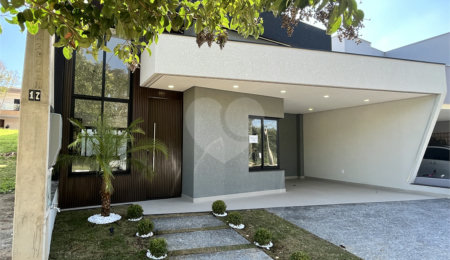 Casa à venda com 3 quartos, sendo 1 suíte,  no condomínio Terras de São Francisco, Sorocaba - SP