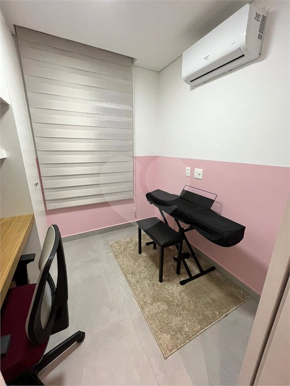 Apartamento à venda com 3 quartos, sendo 1 suíte, em Indianópolis, São Paulo, SP