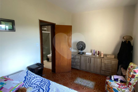 Casa à venda com 3 quartos em Vila Oliveira, Mogi das Cruzes, SP