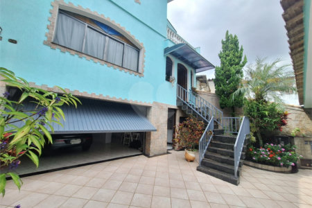 Sobrado à venda com 3 quartos, sendo 1 suíte, em Vila Santa Terezinha (zona Norte), São Paulo, SP