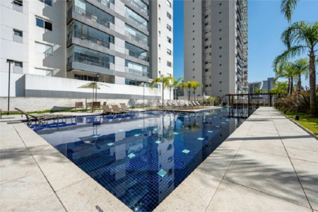Apartamento à venda com 3 suítes em Jardim Caboré, São Paulo, SP