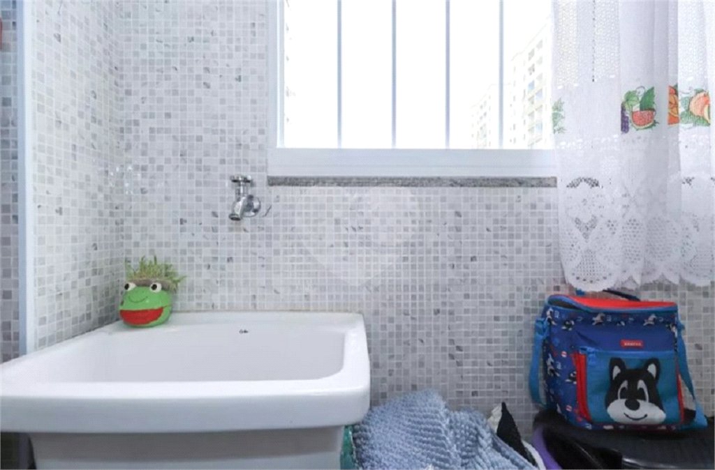 Apartamento à venda com 3 quartos, sendo 1 suíte, em Liberdade, São Paulo, SP