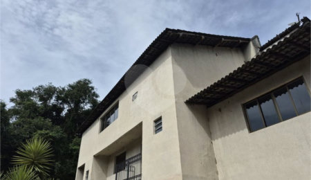 Casa à venda com 4 suítes no condomínio Associação Reserva das Hortênsias, Mairiporã - SP