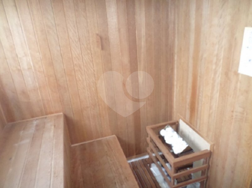 Casa à venda com 3 suítes no condomínio Domus, São Paulo - SP