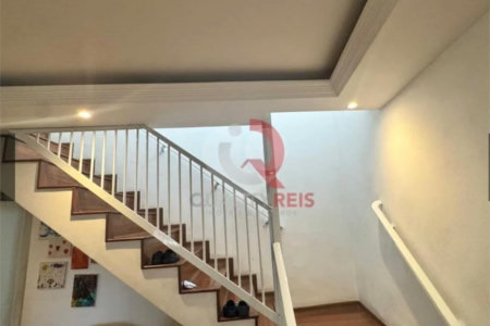 Sobrado à venda com 3 quartos, sendo 2 suítes, em Vila Maria Alta, São Paulo, SP