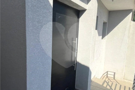 Sobrado à venda ou para alugar com 3 quartos, sendo 1 suíte, em Jardim dos Pinheiros, Atibaia, SP