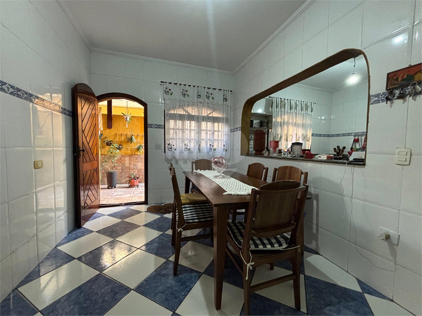 Casa à venda com 3 quartos, sendo 1 suíte, em Vila Galvão, Guarulhos, SP