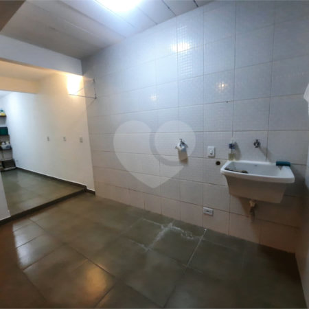 Casa para alugar com 3 quartos, sendo 1 suíte,  no condomínio Residencial Sol Francisco, São Paulo - SP