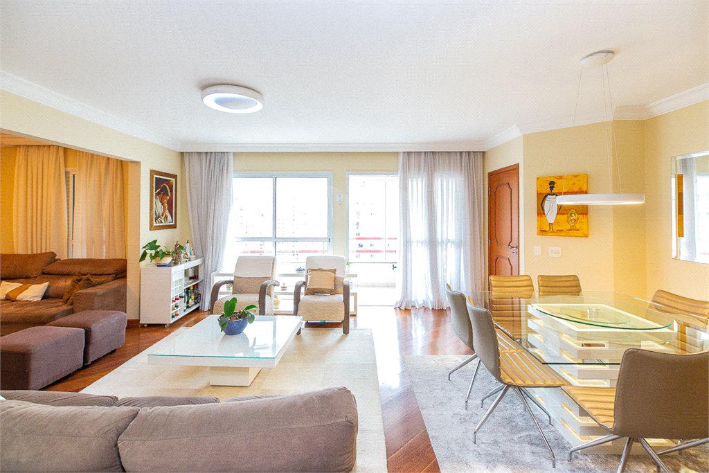 Apartamento à venda com 3 suítes em Vila Mascote, São Paulo, SP