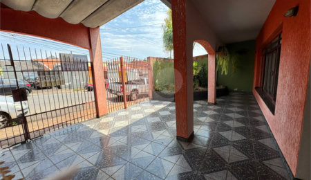 Casa à venda com 3 quartos, sendo 1 suíte, no Centro, Itapetininga, SP