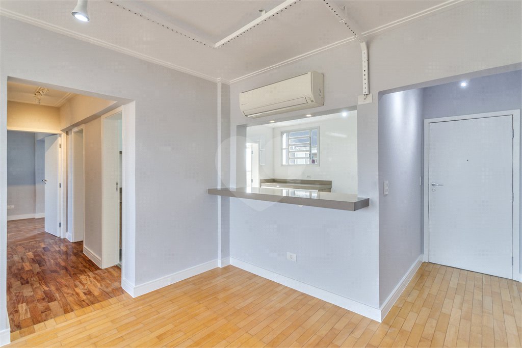 Apartamento à venda com 2 quartos, sendo 1 suíte,  em Santo Amaro, São Paulo, SP