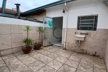 Casa para alugar com 3 quartos em Vila Hamburguesa, São Paulo, SP