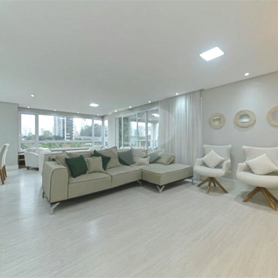 Apartamento à venda ou para alugar com 3 suítes em Cidade Monções, São Paulo, SP