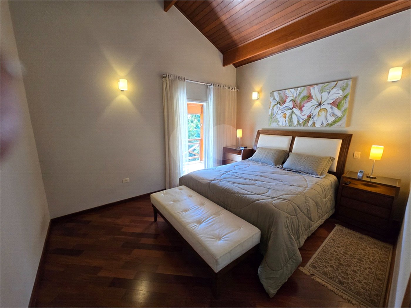 Casa à venda com 4 suítes no condomínio Associação Reserva das Hortênsias, Mairiporã - SP