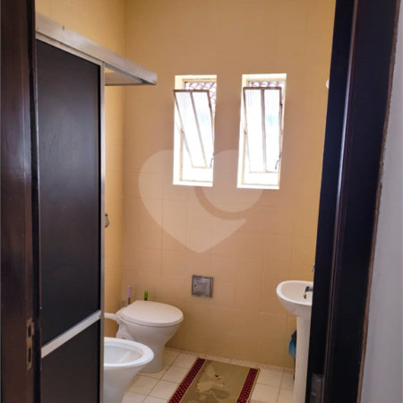 Sobrado à venda com 4 quartos, sendo 2 suítes,  em Vila Madalena, São Paulo, SP
