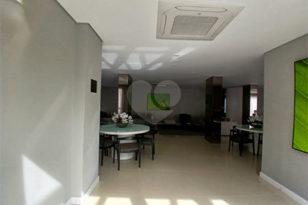 Apartamento à venda com 3 suítes em Santa Teresinha, São Paulo, SP