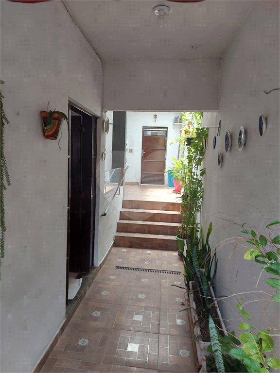 Casa à venda com 4 quartos, sendo 1 suíte, em Vila Pirajussara, São Paulo, SP