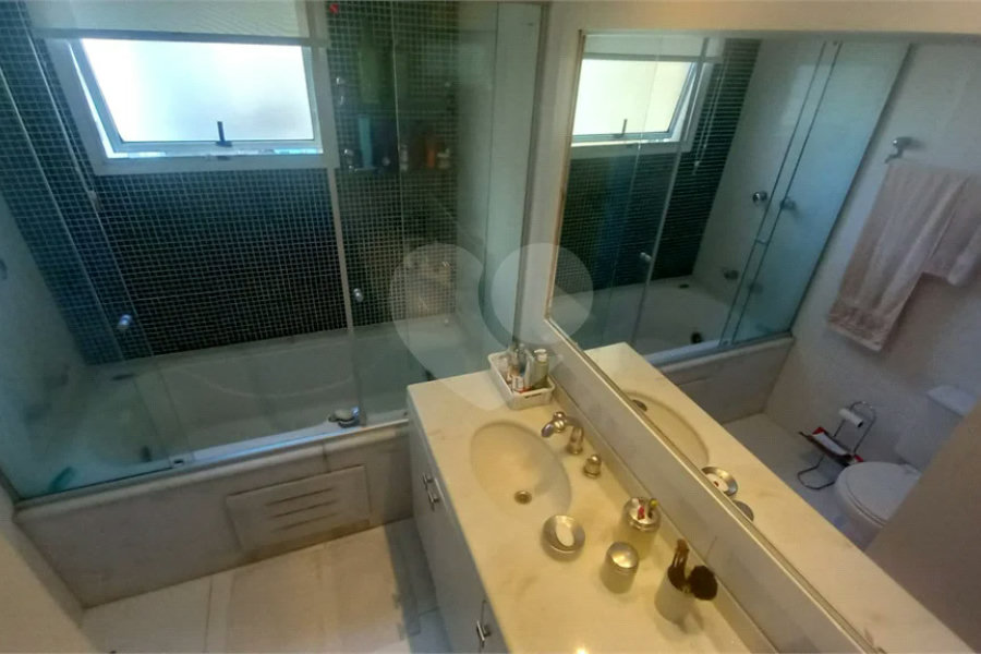 Apartamento à venda com 4 quartos, sendo 3 suítes, em Santana, São Paulo, SP