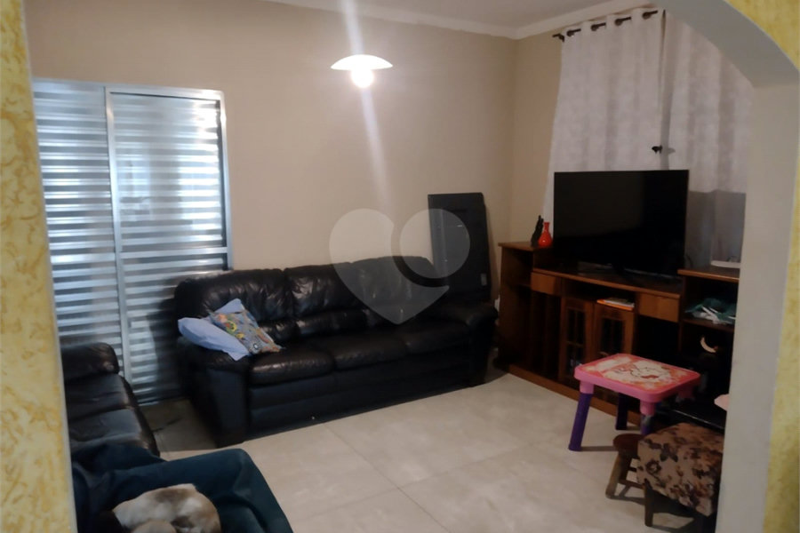 Sobrado à venda com 3 quartos, sendo 1 suíte, em Vila Nova Mazzei, São Paulo, SP