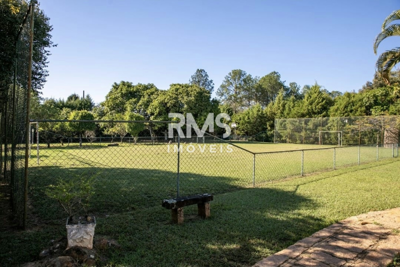 Chácara à venda com 4 quartos, sendo 1 suíte,  em Colinas do Mosteiro de Itaici, Indaiatuba, SP