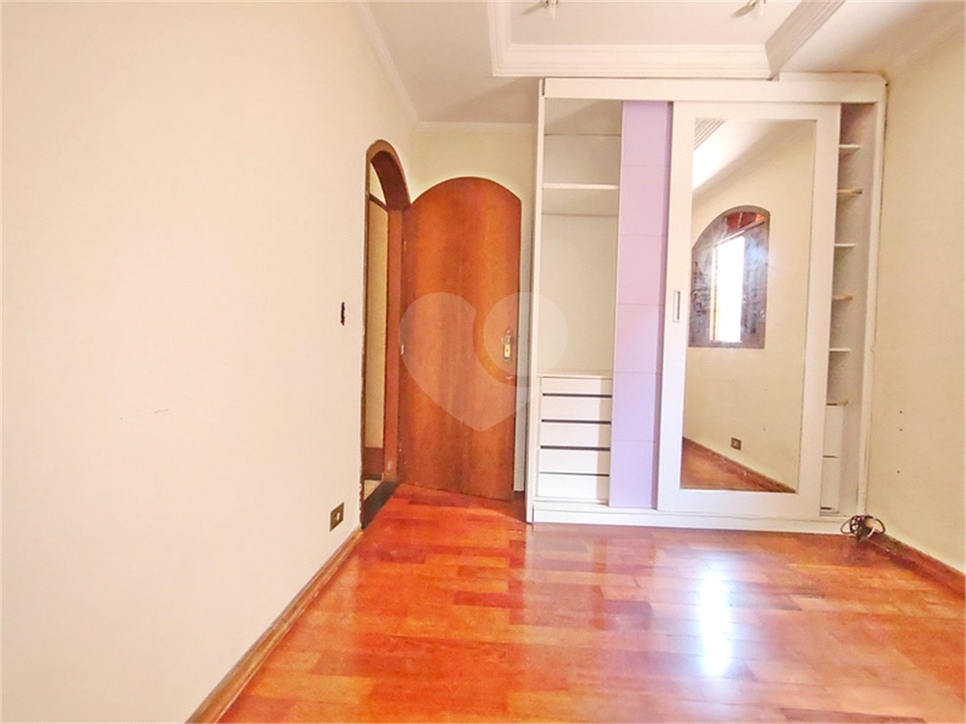 Casa à venda com 3 quartos, sendo 1 suíte, em Vila Mazzei, São Paulo, SP