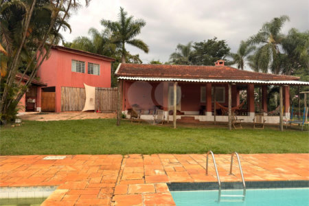 Chácara à venda com 3 quartos, sendo 1 suíte,  em Portal da Figueira, Itapetininga, SP