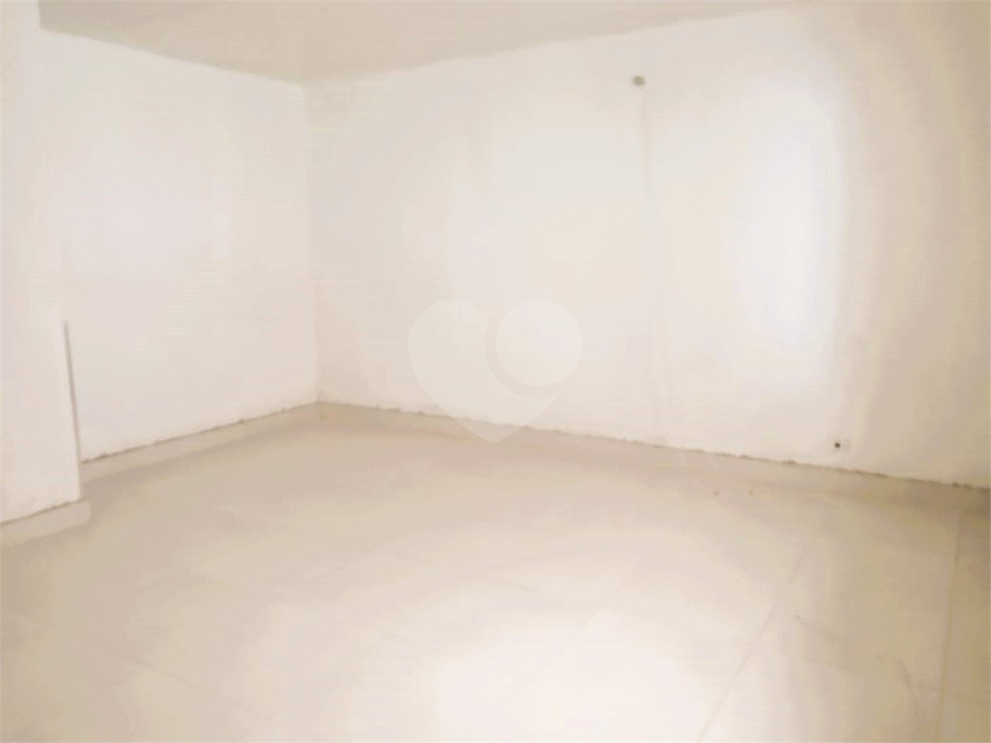 Casa à venda ou para alugar com 7 quartos, sendo 2 suítes, em Jardim Peri Peri, São Paulo, SP