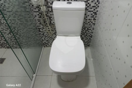 Sobrado à venda com 3 quartos, sendo 1 suíte, em Guaiaúna, São Paulo, SP