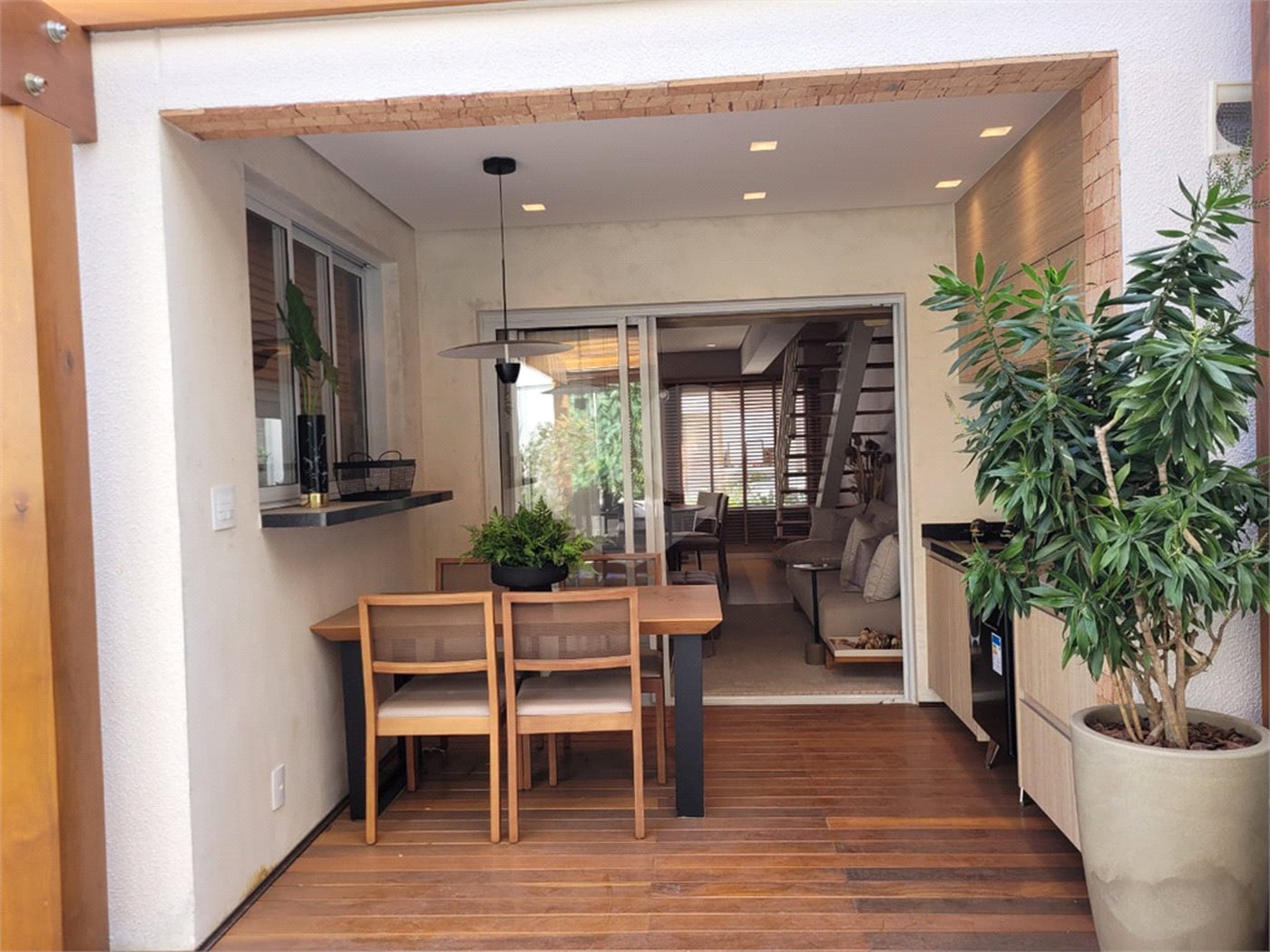 Casa à venda com 3 suítes no condomínio Tirreno, Sorocaba - SP