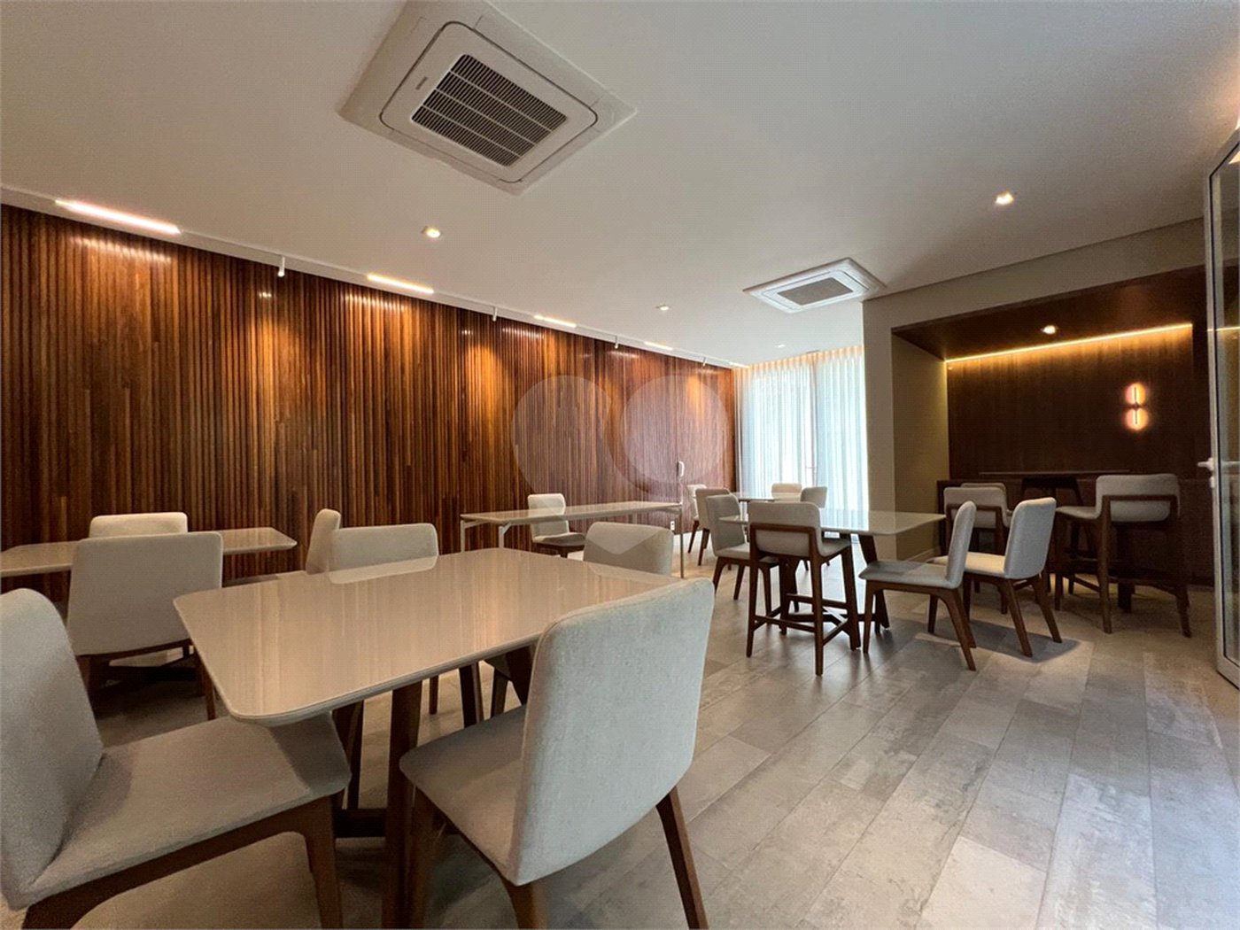 Apartamento à venda com 4 suítes em Santana, São Paulo, SP
