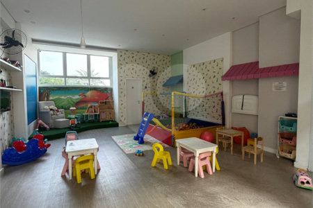Apartamento à venda com 3 quartos, sendo 1 suíte, em Jardim Aeroporto, São Paulo, SP