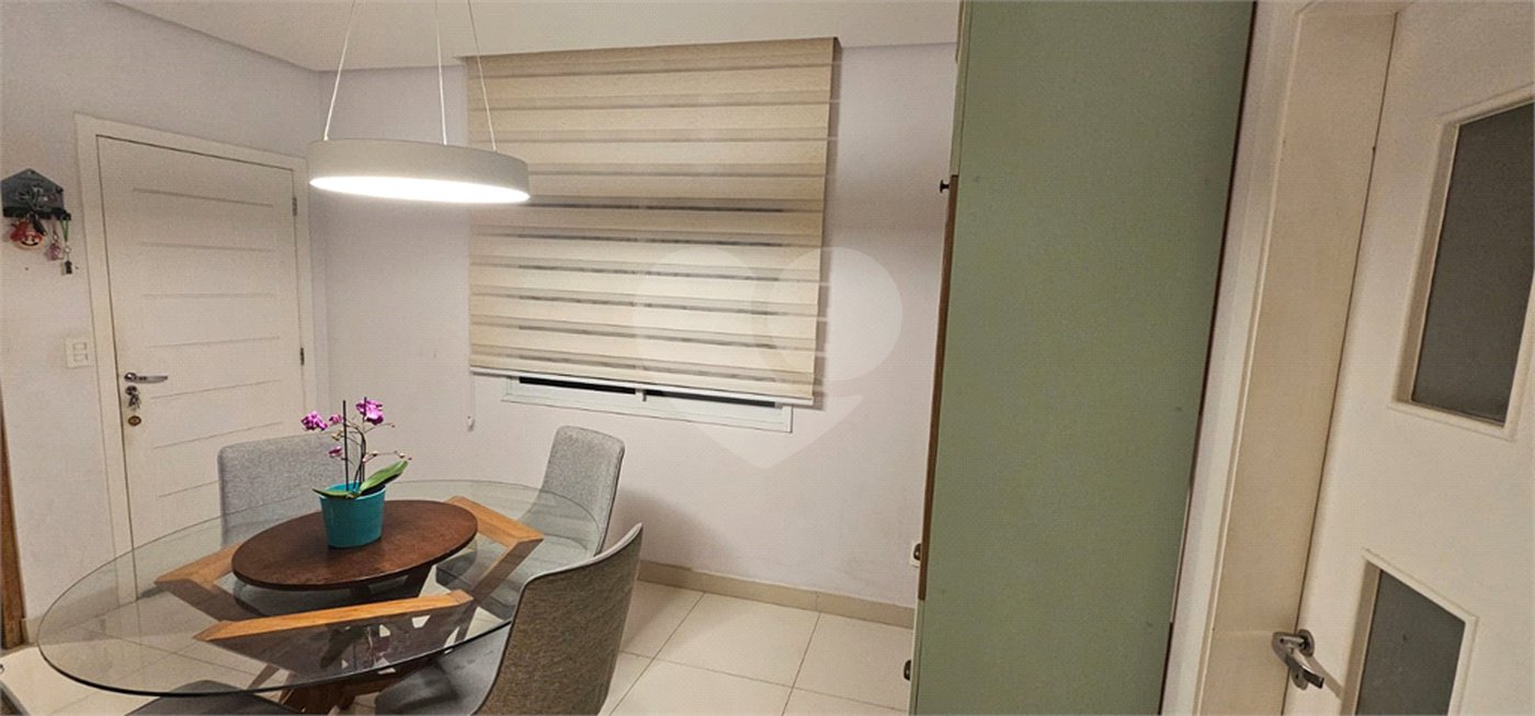 Sobrado à venda com 3 suítes em Vila Alexandria, São Paulo, SP