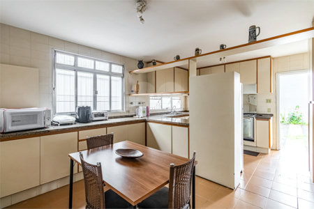 Casa à venda com 3 quartos, sendo 1 suíte, em Jardim Paulista, São Paulo, SP
