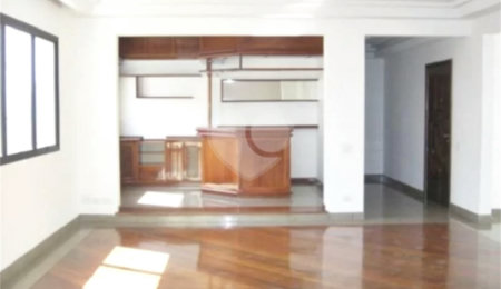 Apartamento à venda com 4 suítes em Tatuapé, São Paulo, SP