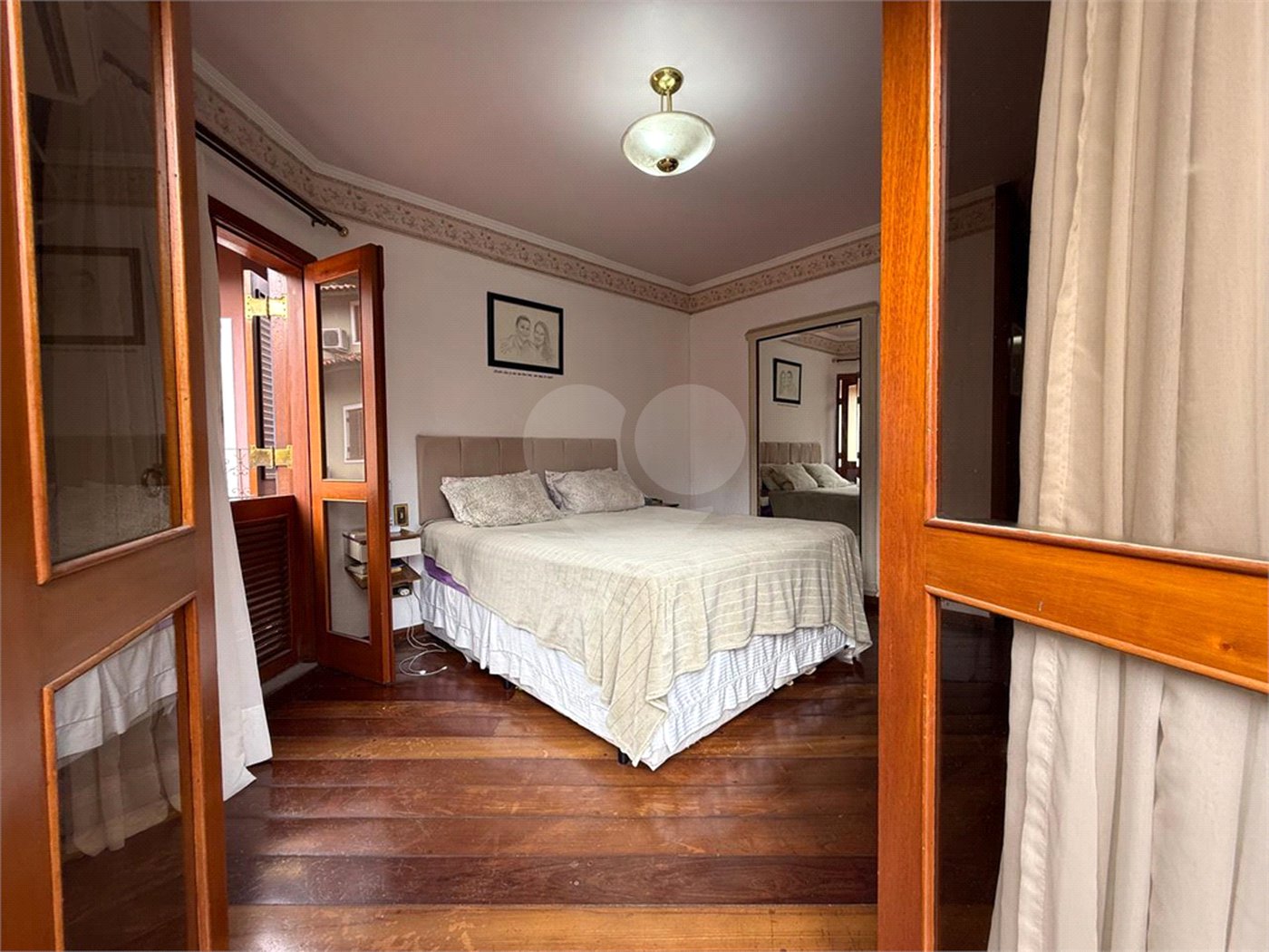 Casa à venda ou para alugar com 3 quartos, sendo 1 suíte, no condomínio Da Serra, São Paulo - SP