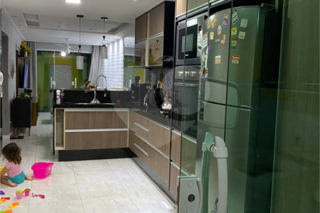 Casa à venda com 5 quartos, sendo 2 suítes, em Campo Grande, Rio de Janeiro, RJ